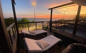 AP Pepê ALECRIM com JACUZZI e SOLÁRIO Frente ao MAR